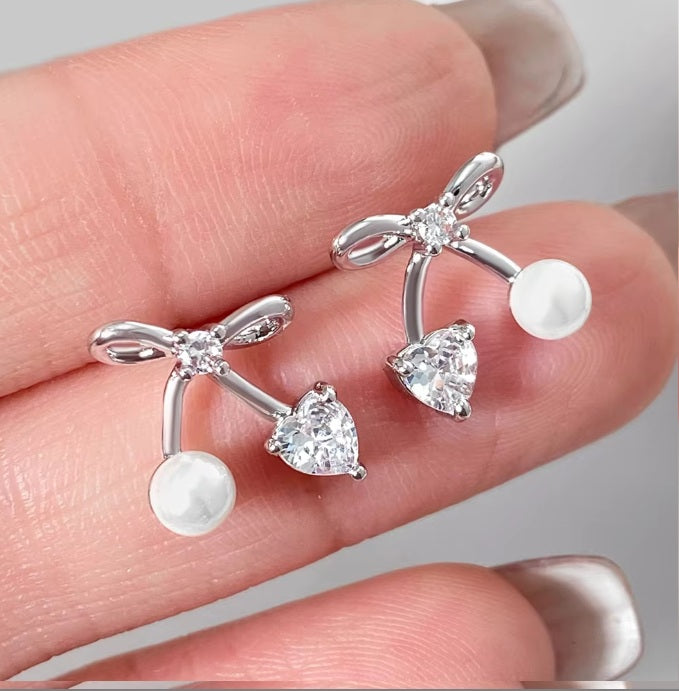 18K Gold Plated Heart Pearl Stud Earrings – CZ Accent, Minimalist Gift for Women-Silver