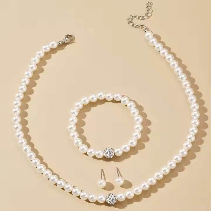 3-Piece Imitation Pearl Jewelry Set – Necklace, Earrings & Bracele