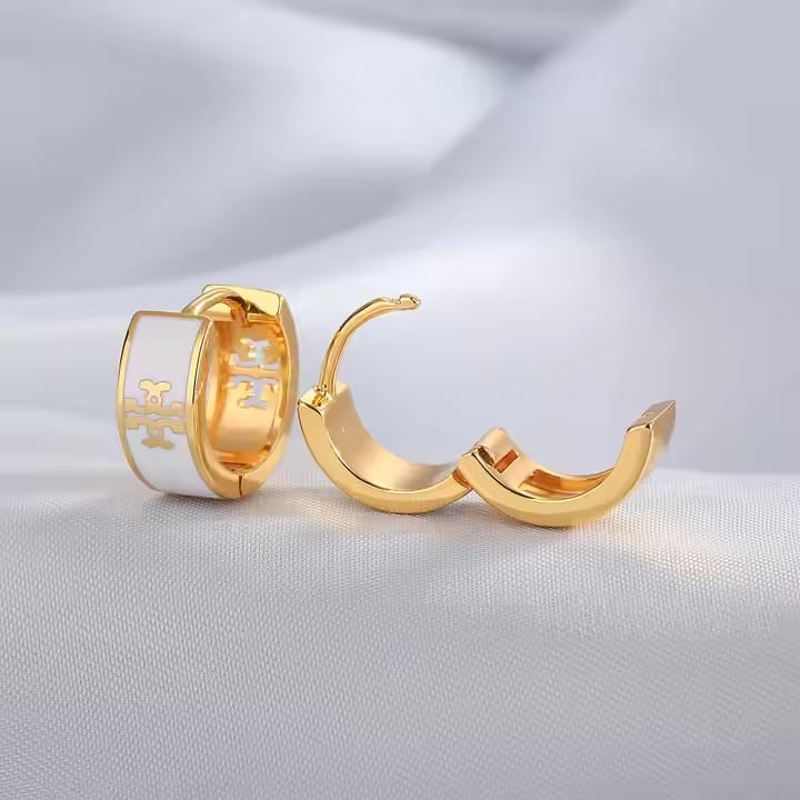 High-Quality 18K Gold Plated Huggie Hoop Earrings – Silver/Gold Finish